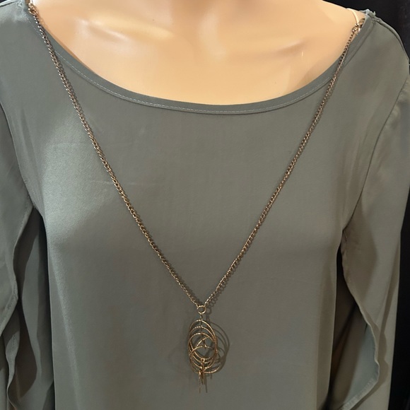 Corvus green sheer blouse with chain/necklace. Size Medium - Picture 2 of 6